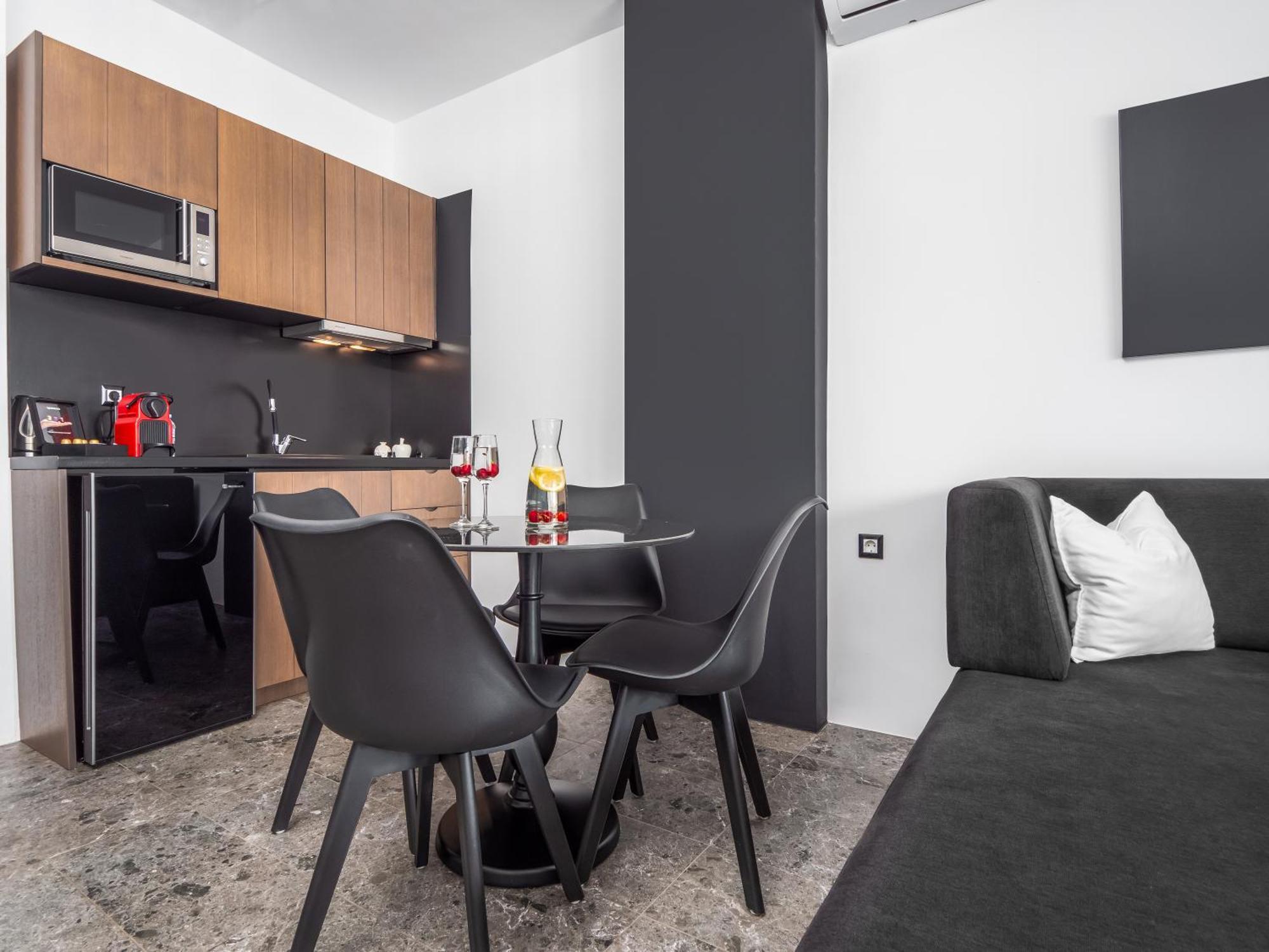 Kalypso Suites Hotel - Adults Only Элунда Экстерьер фото