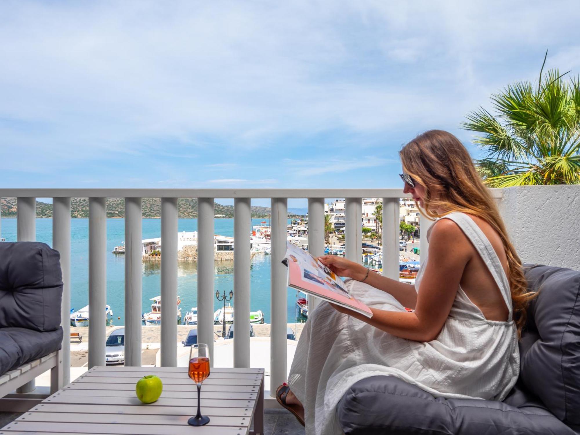 Kalypso Suites Hotel - Adults Only Элунда Экстерьер фото